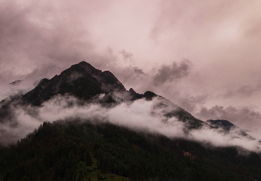 Knisternde Dolomiten - Feuer am Bichl